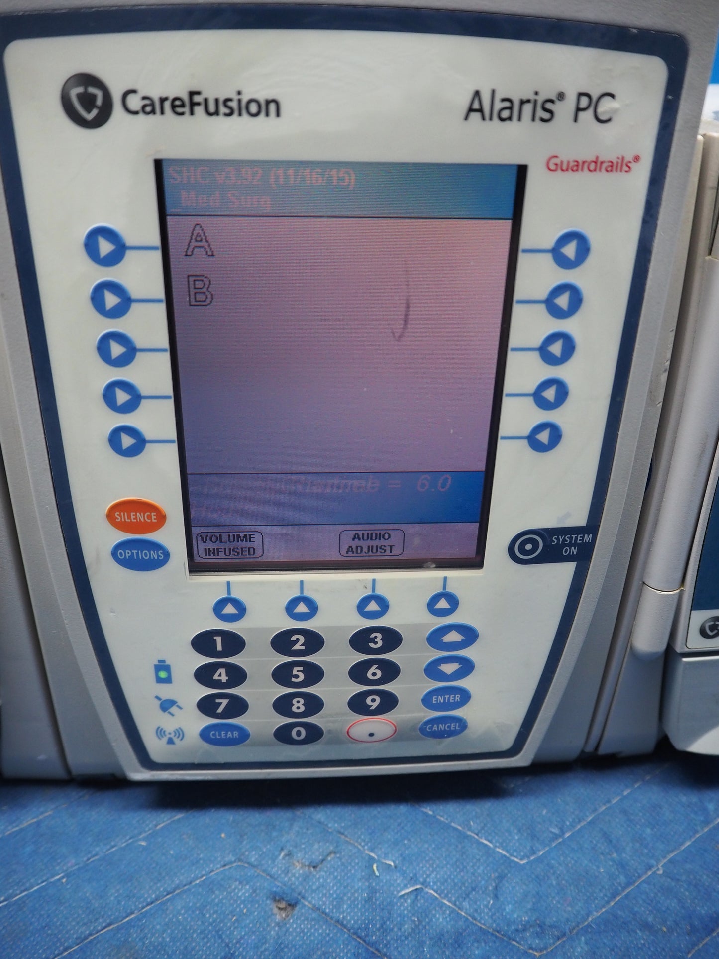 Carefusion Alaris PC PCA Pump Model 8015 with 2x 8100 Modules