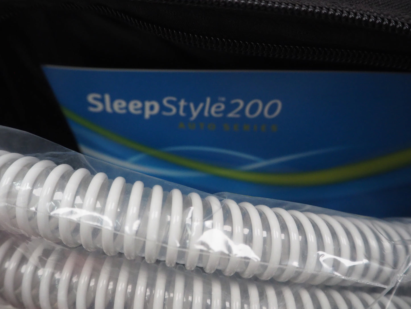 FISHER & PAYKEL SleepStyle 200 Auto CPAP for Sleep Apnea with Tubing & Manual - NEW