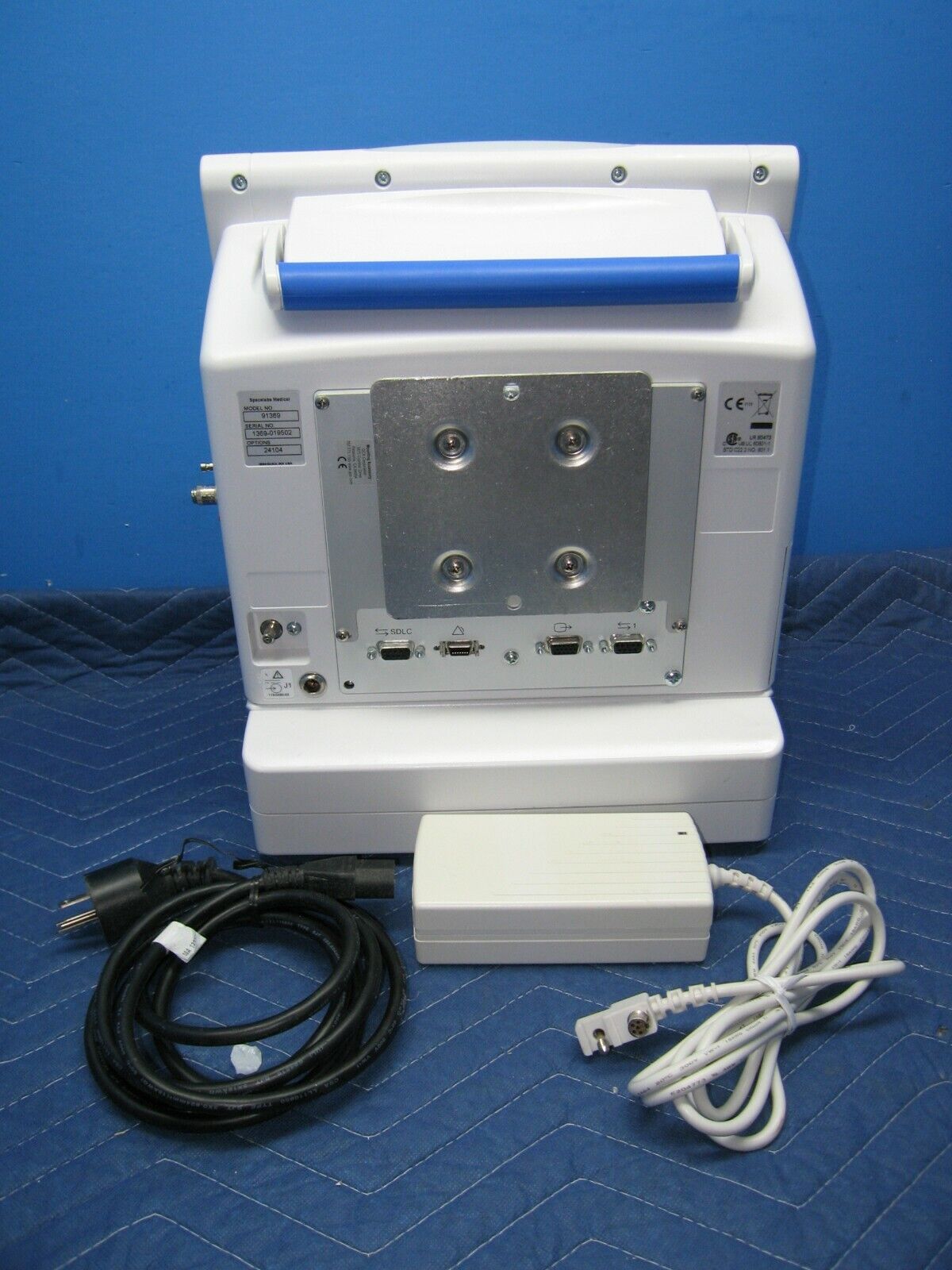 Spacelabs Ultraview SL2400 Patient Monitor with 91469 & 91493 Modules and Patient Cables