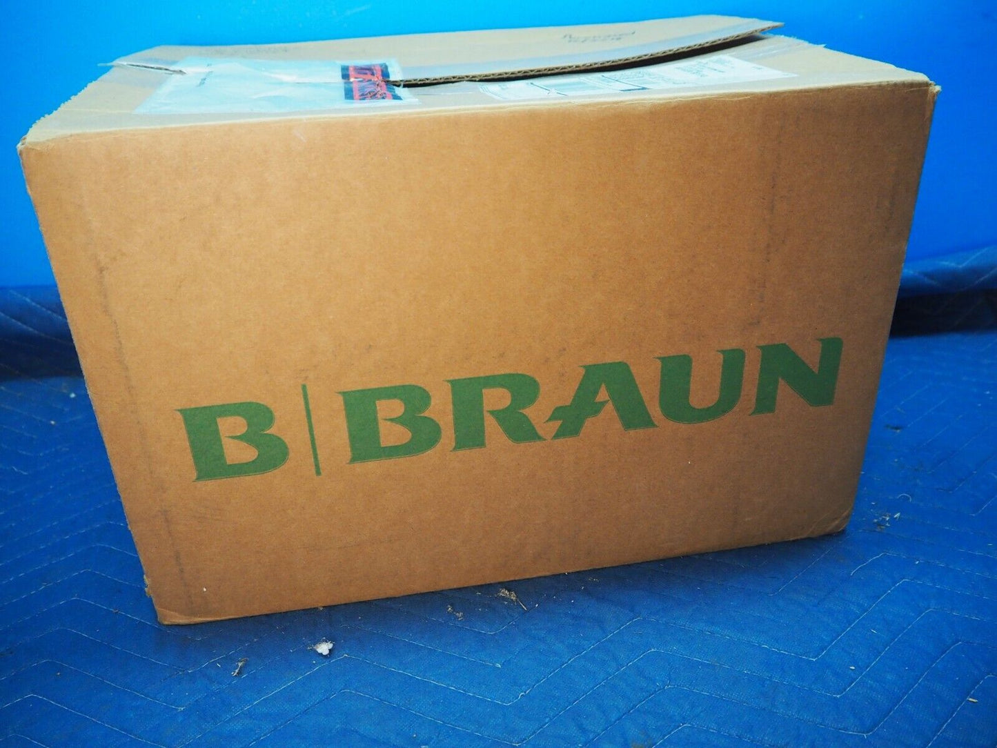 B BRAUN Vista Basic Large Volume Infusion Pump Ref.  637-202  637202 IV  New