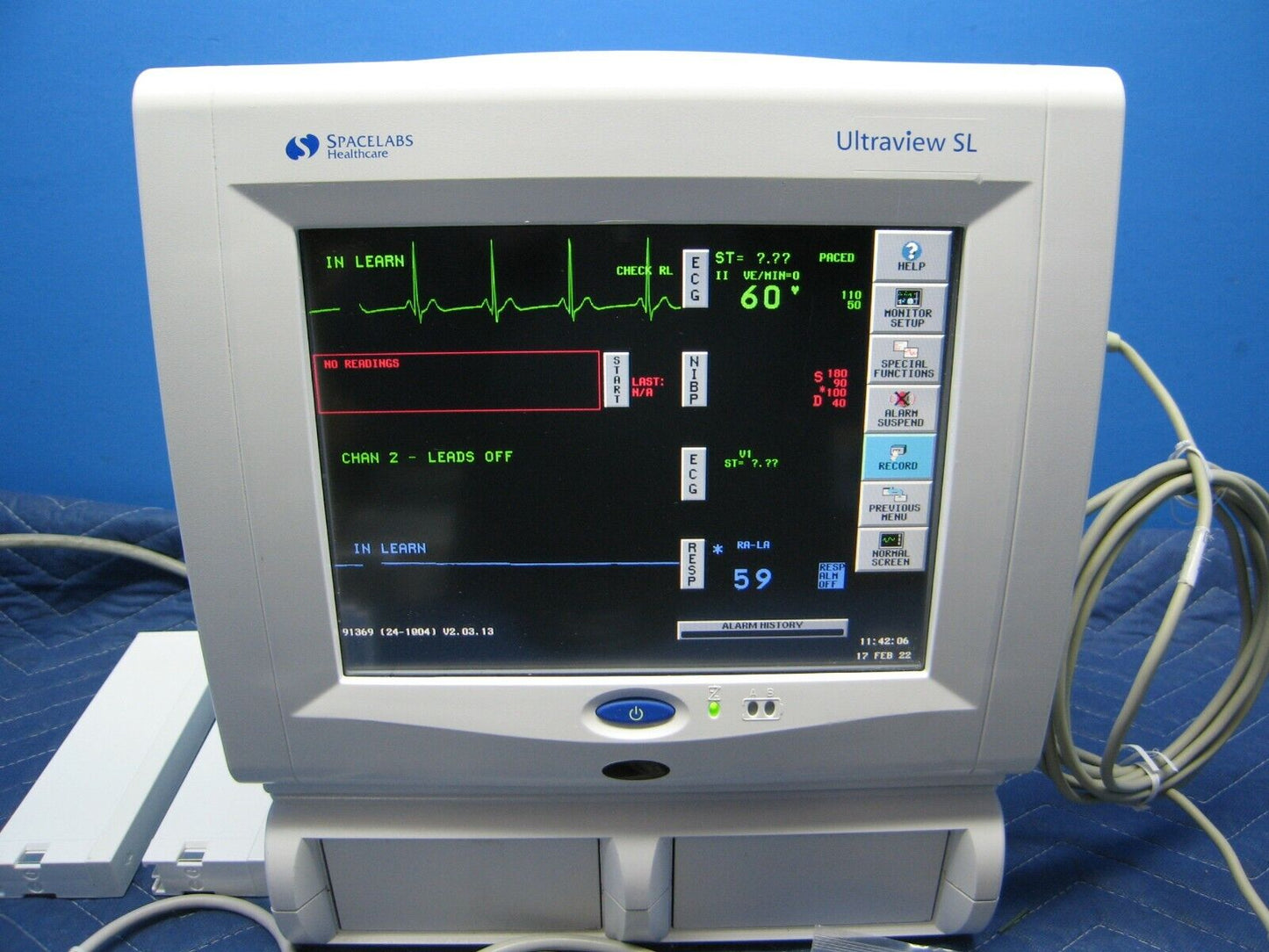 Spacelabs Ultraview SL2400 Patient Monitor with 91469 & 91493 Modules and Patient Cables