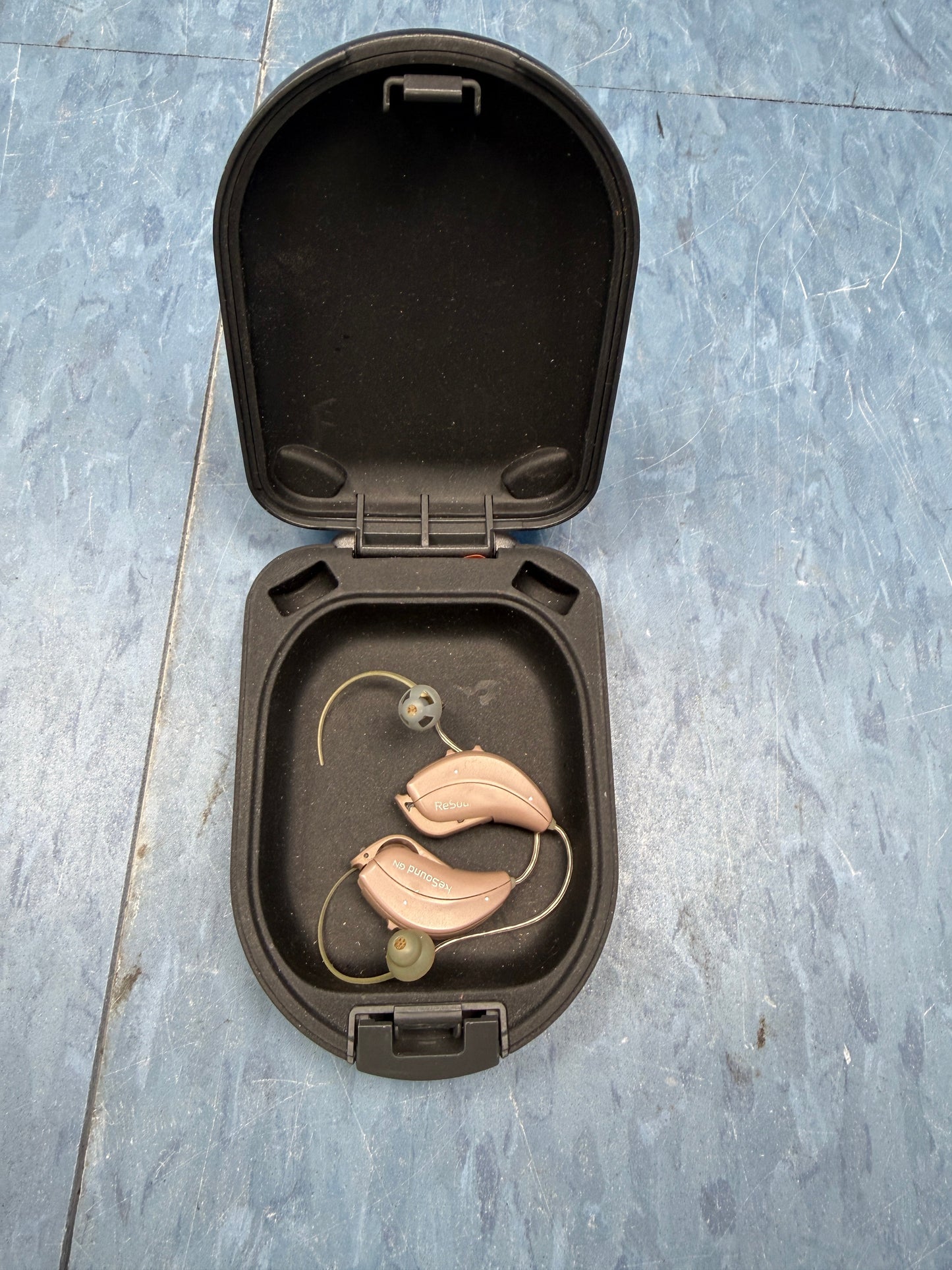 Pair of Resound GN Hearing Aids with Case