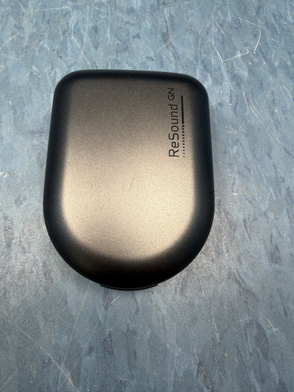 Pair of Resound GN Hearing Aids with Case - White Color