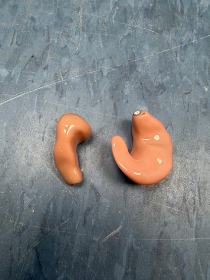 Unitron T Insera Hearing Aid With Case and Extras