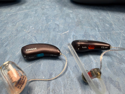Pair of Phonak Audeo P70 R Hearing Aids with Case