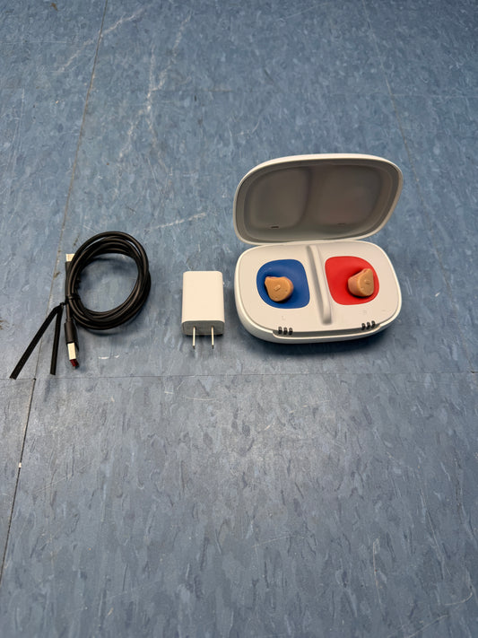 Signia Pure C & G 3AX Hearing Aids with Portable Charger