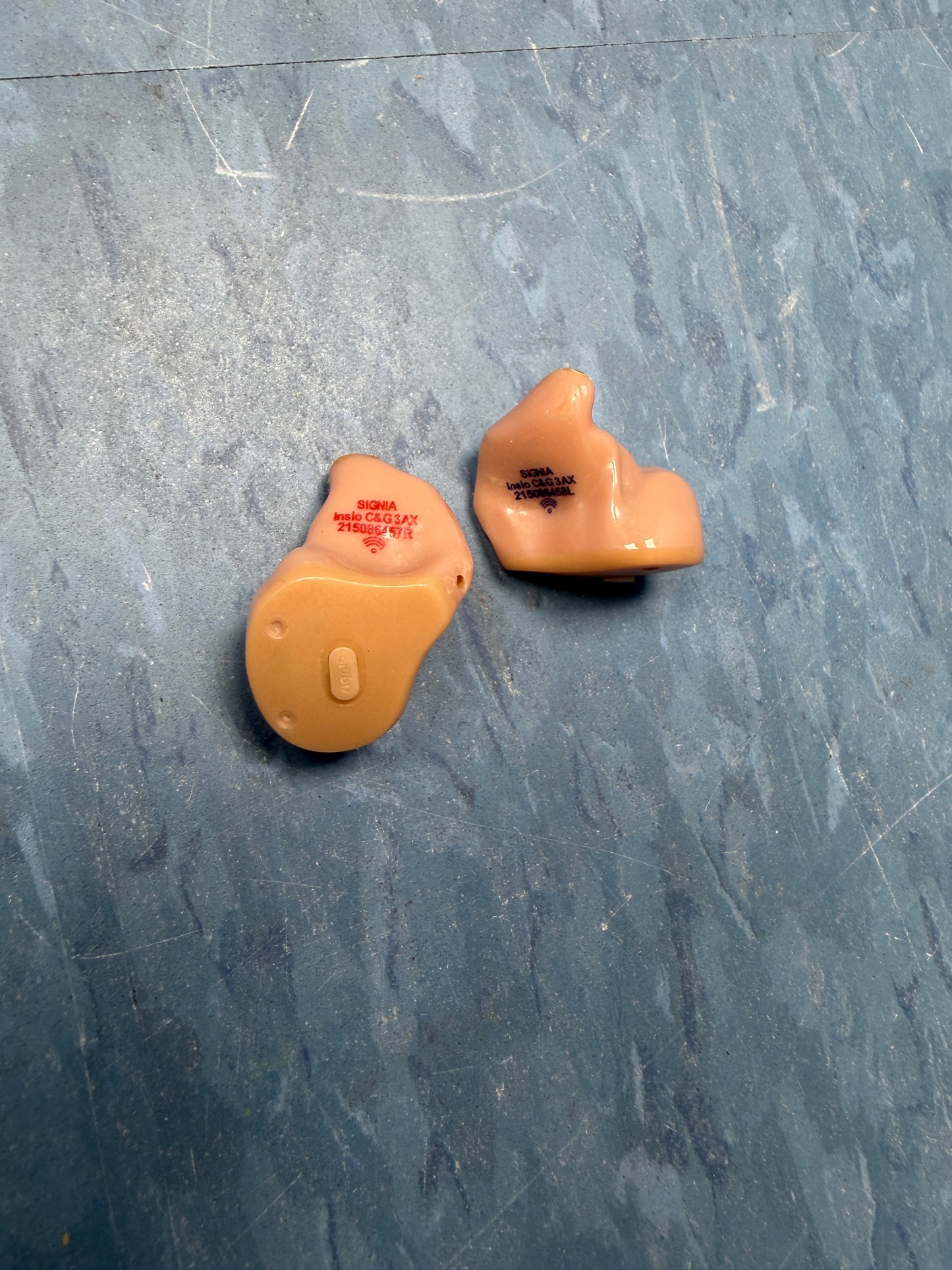 Signia Pure C & G 3AX Hearing Aids with Portable Charger