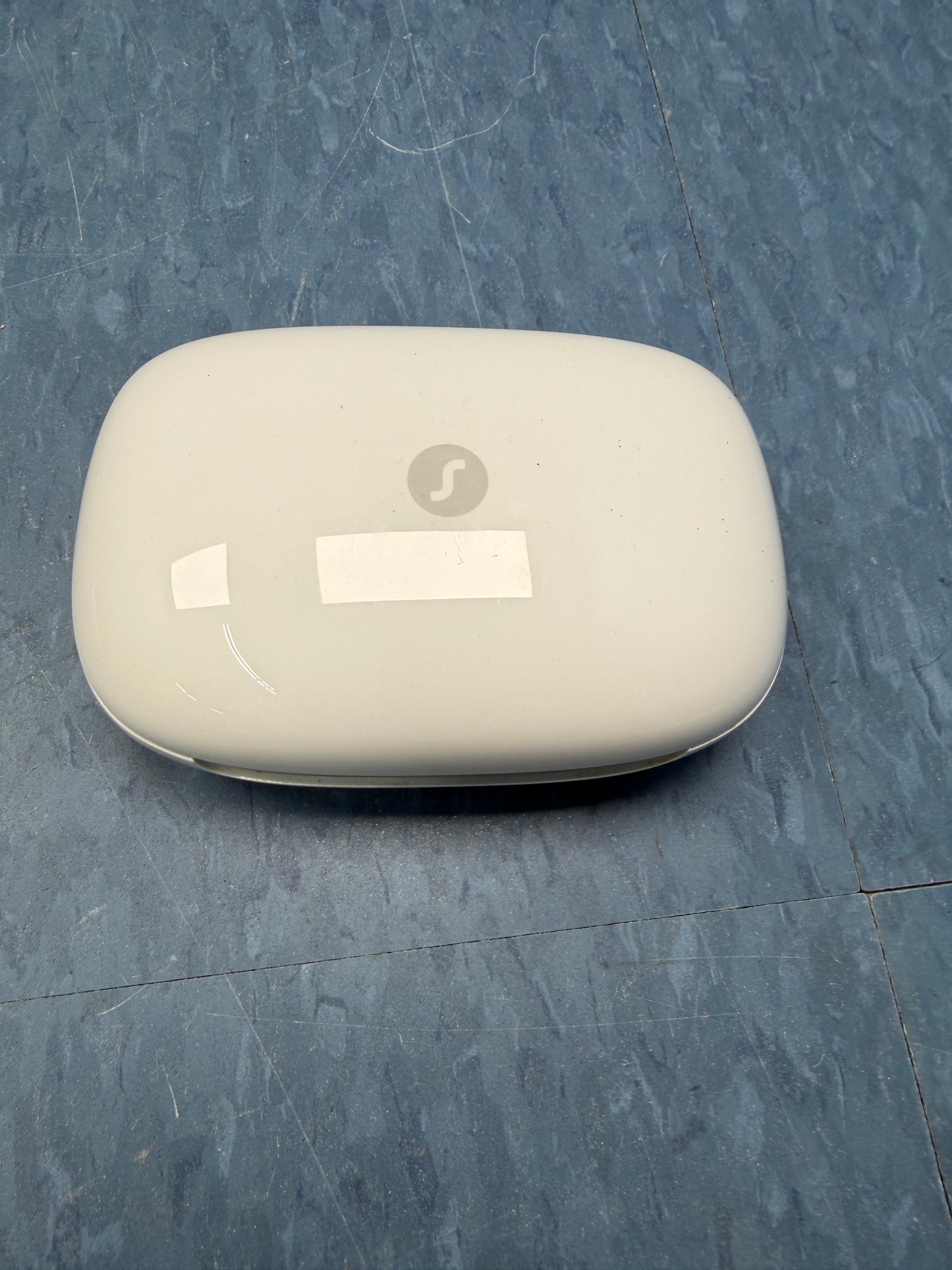 Signia Pure C & G 3AX Hearing Aids with Portable Charger