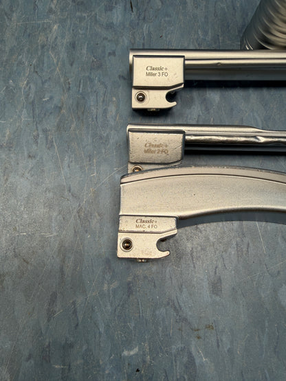 Heine EasyClean LED Laryngoscope with 3 Blades - Referance # F-008.22.822