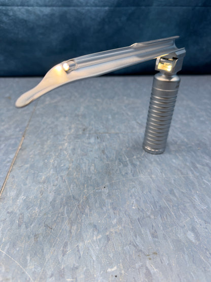 Heine EasyClean LED Laryngoscope with 3 Blades - Referance # F-008.22.822