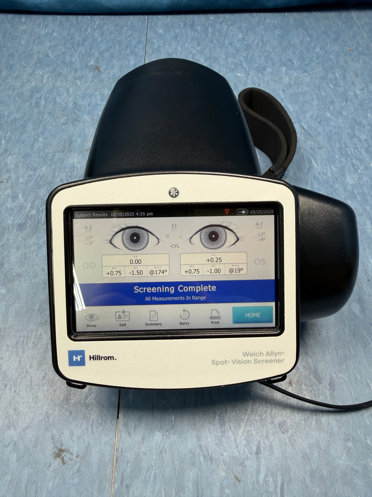 Welch Allyn VS100 Spot Vision Screener with AC Power Adapter, Good Battery, Case and 90 Day Warranty