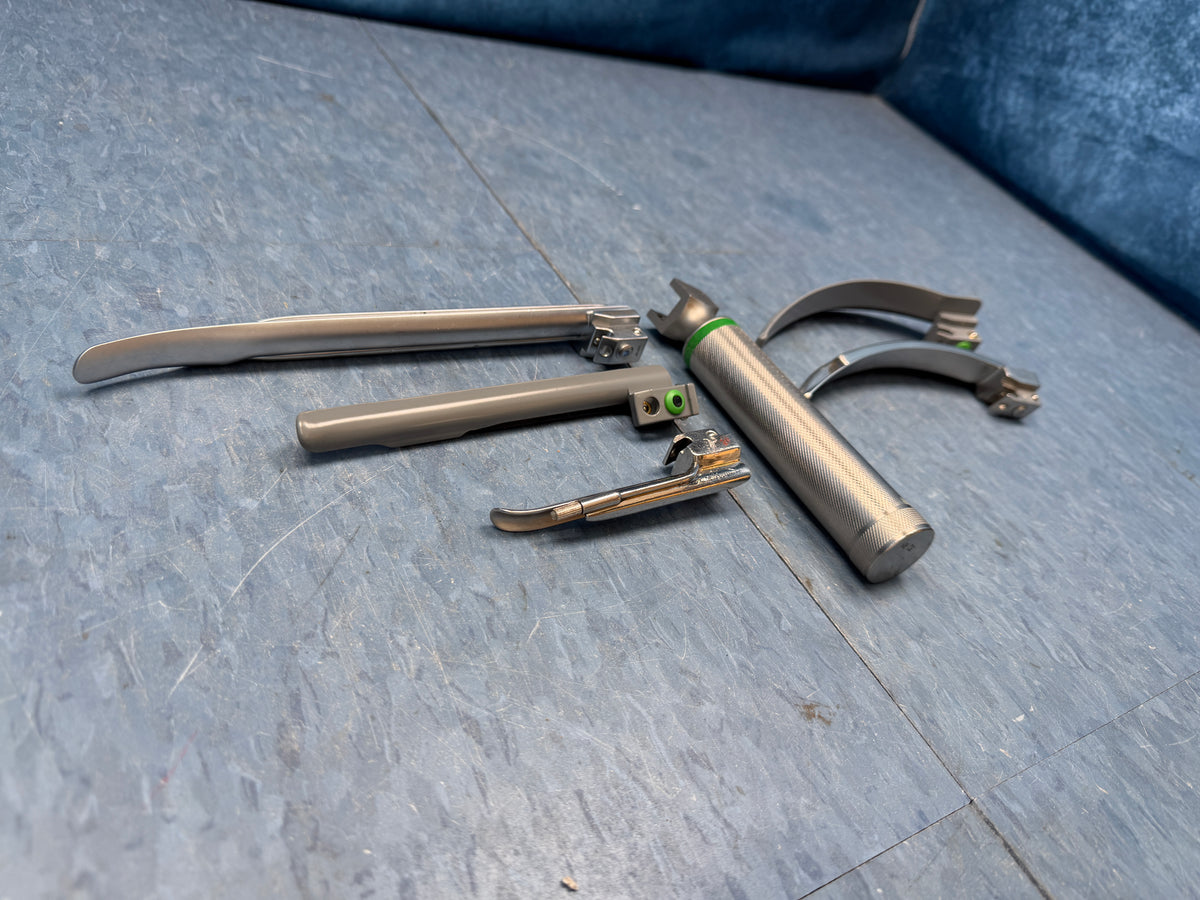 Laryngoscope Set with Handle & 5x Miller and Macintosh Blades - Mil 1, Mil 2, Mil 4 FO, G-Mac 4, Mac 4