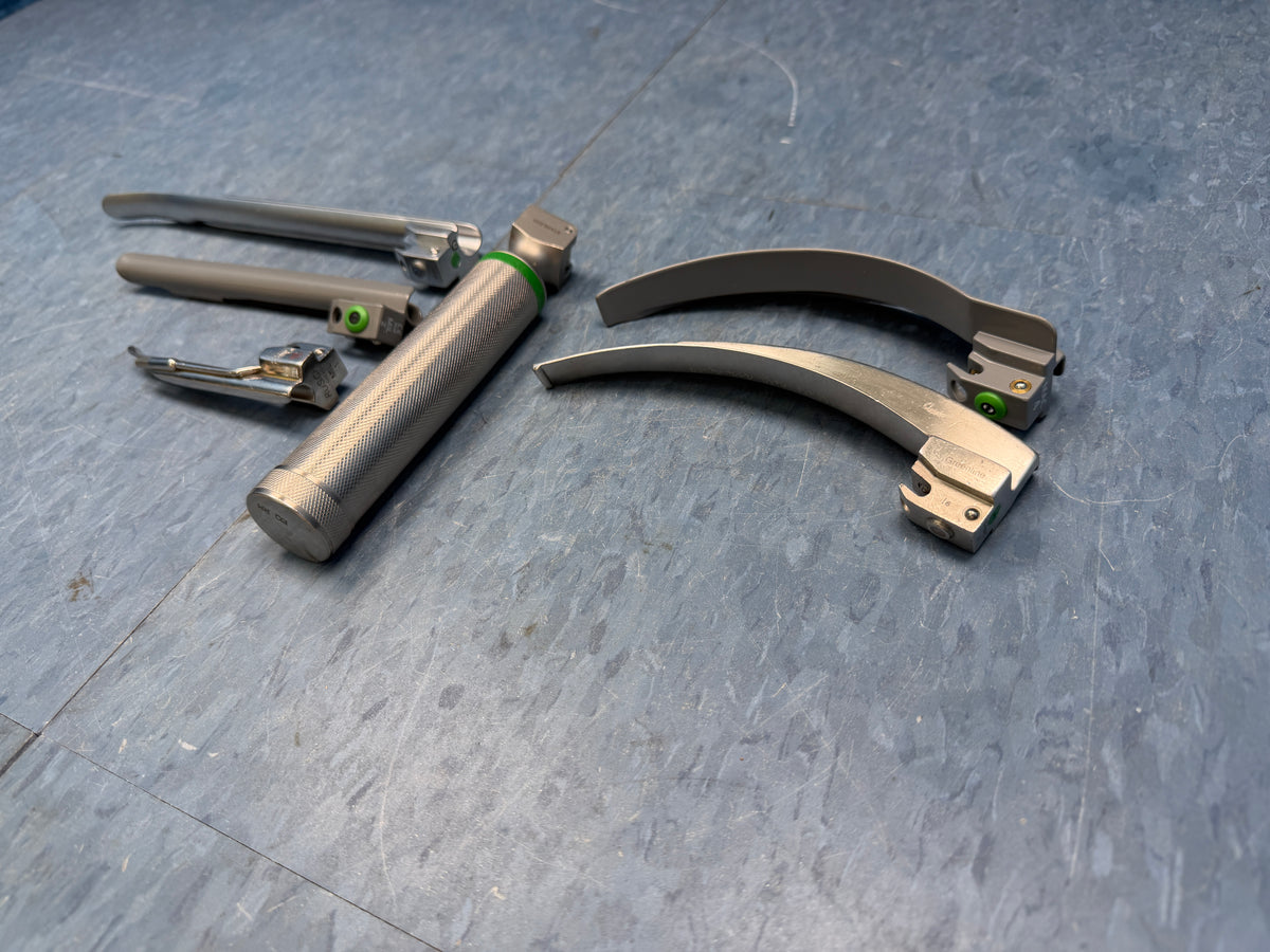 Laryngoscope Set with Handle & 5x Miller and Macintosh Blades - Mil 1, Mil 2, Mil 4 FO, G-Mac 4, Mac 4