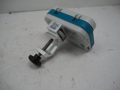 Zevex MOOG EnteraLite Infinity Feeding Pump with AC Charger and Pole Clamp