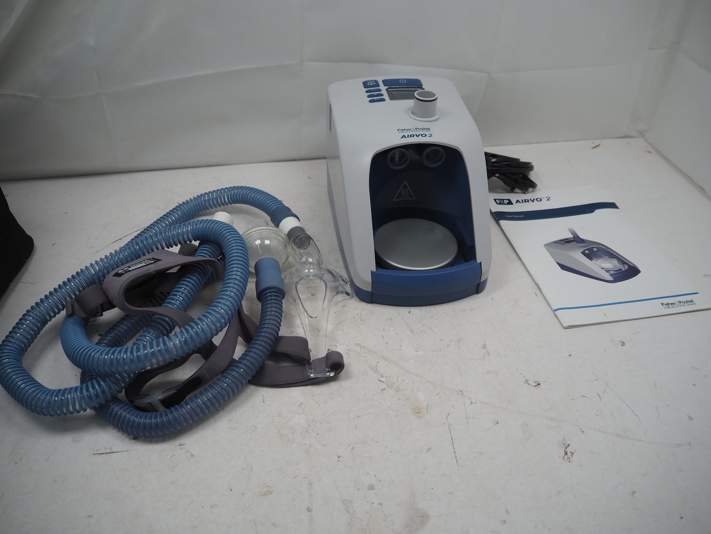 FISHER & PAYKEL AIRVO 2 Humidified High Flow Nasal Therapy System HFNC