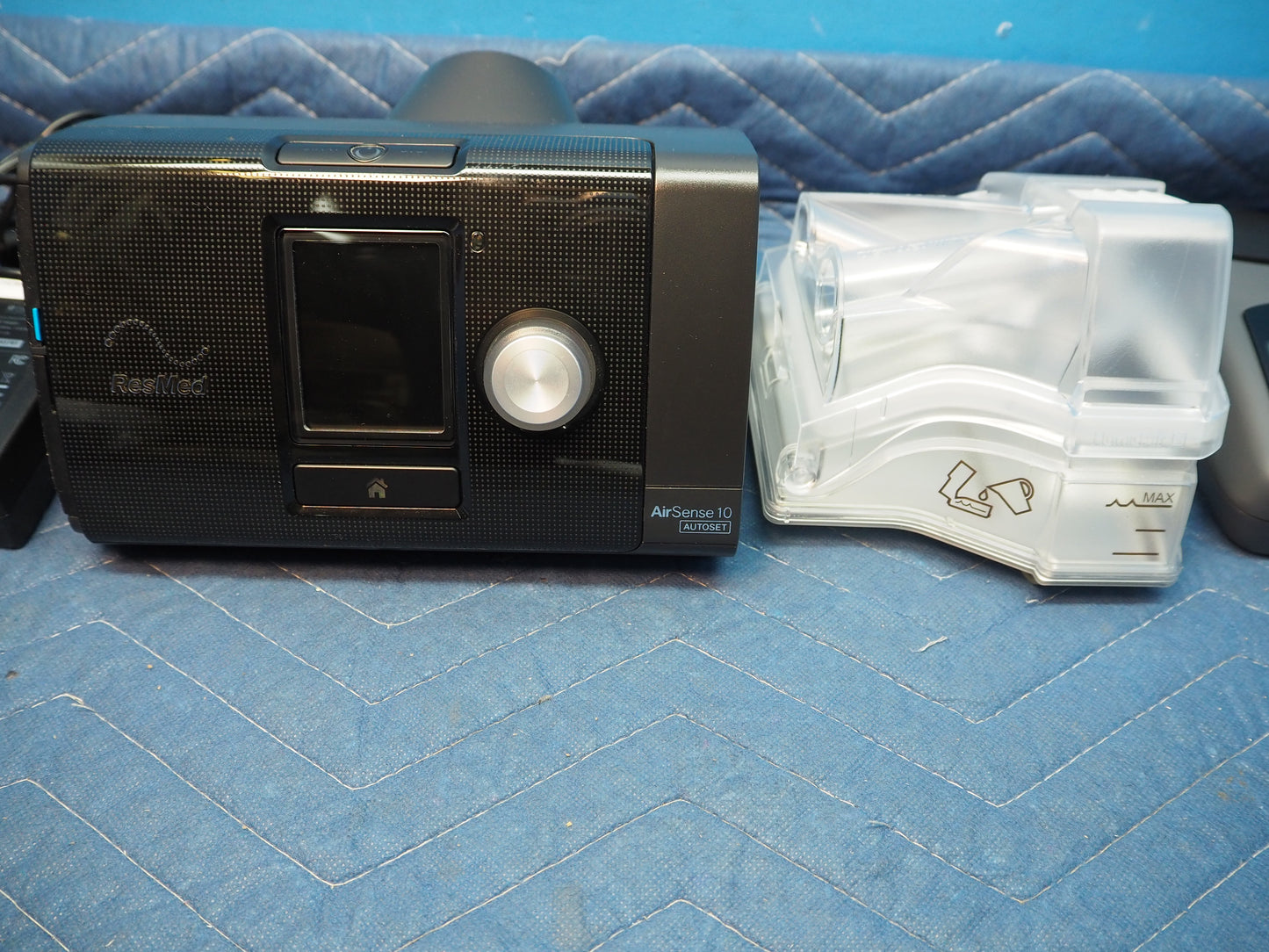 Resmed Airsense 10 CPAP Ref. 37028 with Bag and Ref. 718116 Z2 Auto CPAP