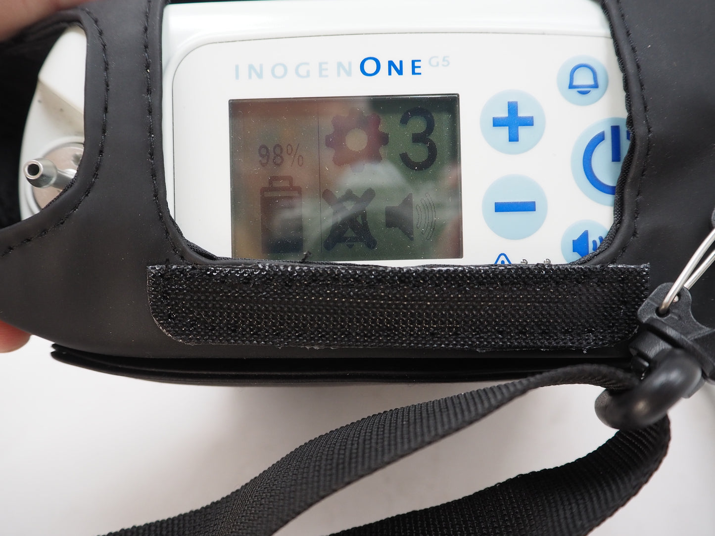 Inogen One G5 Portable Oxygen Concentrator with 2x Batteries, Bag and Charger - Model IO-500