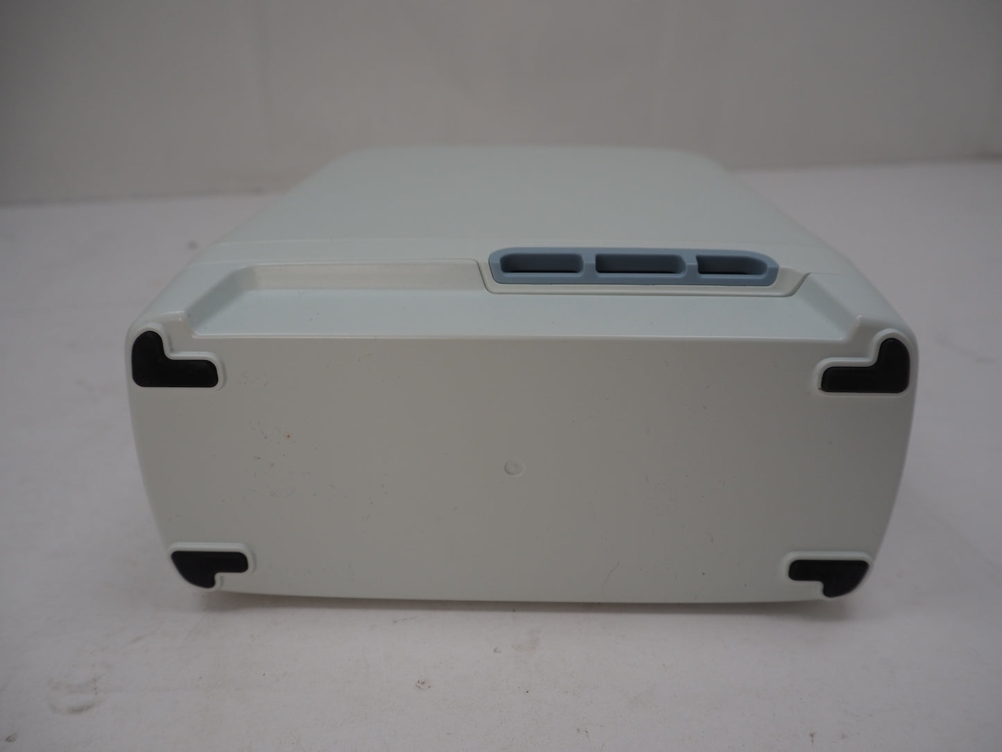 Inogen One G5 Portable Oxygen Concentrator with 2x Batteries, Bag and Charger - Model IO-500