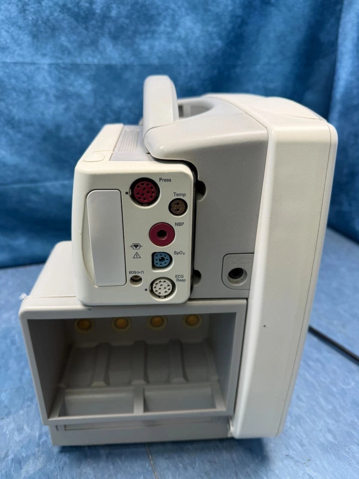 Philips IntelliVue MP50 with X2 Patient Monitor New Battery & New Cables