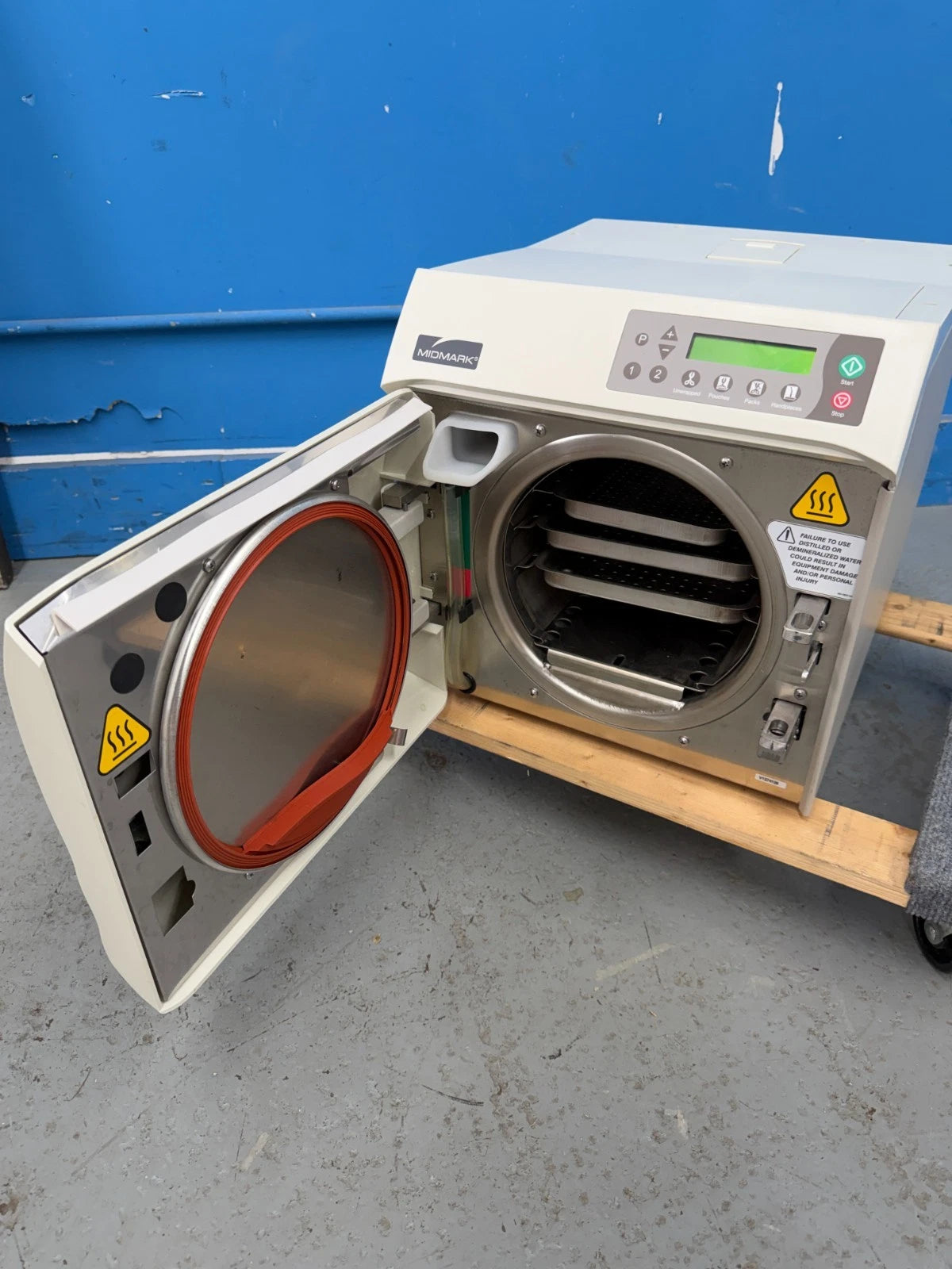 Midmark Ritter M9 Ultraclave Sterilizer Autoclave with only 255 Cycles