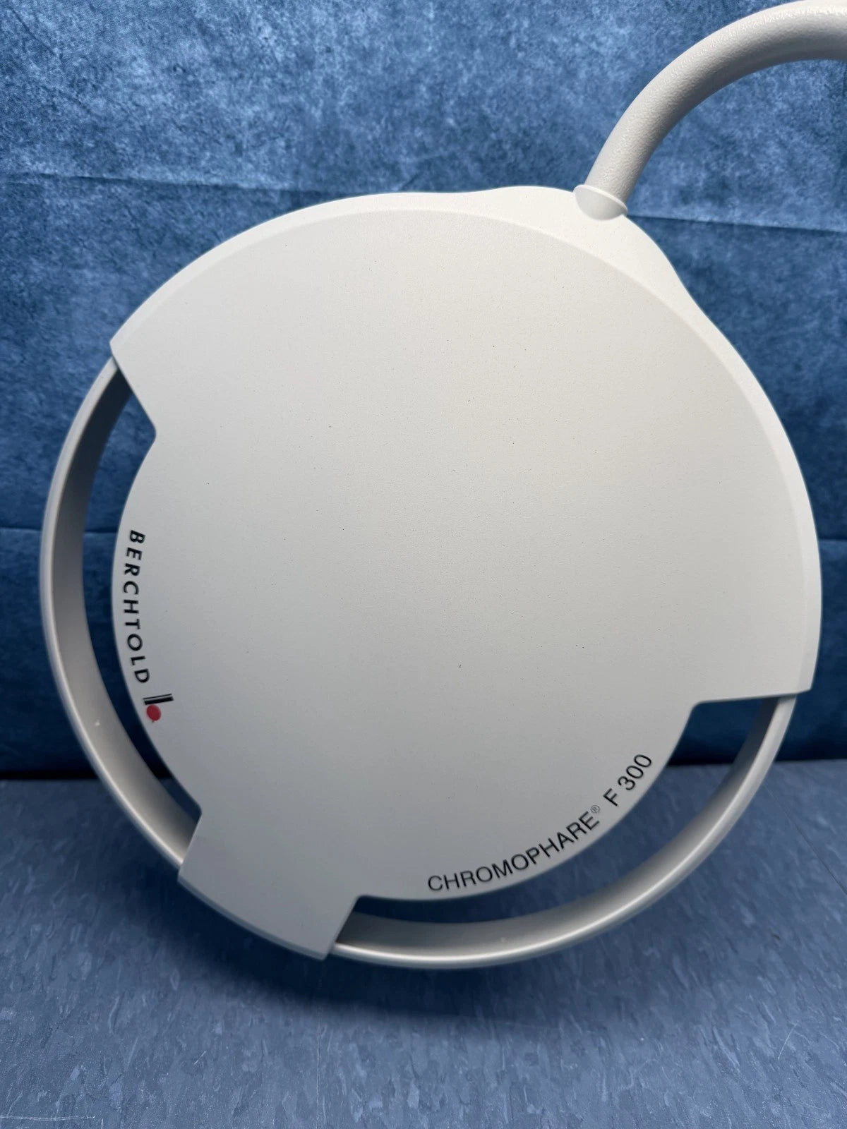 Berchtold Chromophare F300 Wall Mounted LED Exam Light