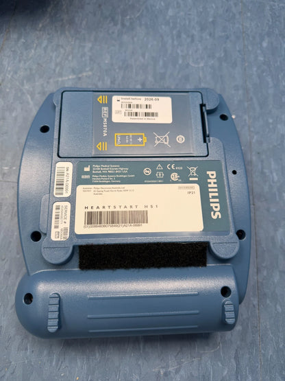 Philips HeartStart HS1 AED Defibrillator with Soft Case & Battery - M5066A
