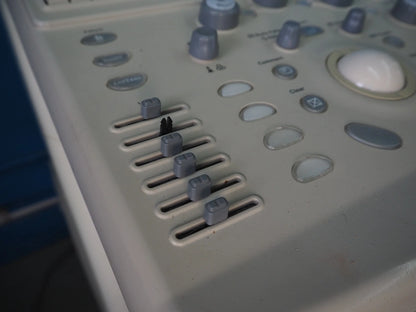 GE LOGIQ 3 Ultrasound System with 2 Transducers E8C and 10Lb