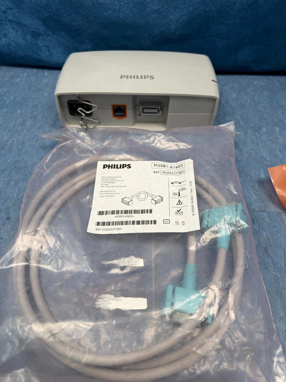 Philips X2 IntelliVue Patient Monitor M8023A, New Battery and New Patient Cables