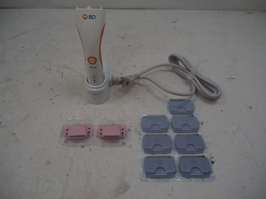 BD Becton Dickinson 5513E Surgical Clipper with Charger & 9 Blades