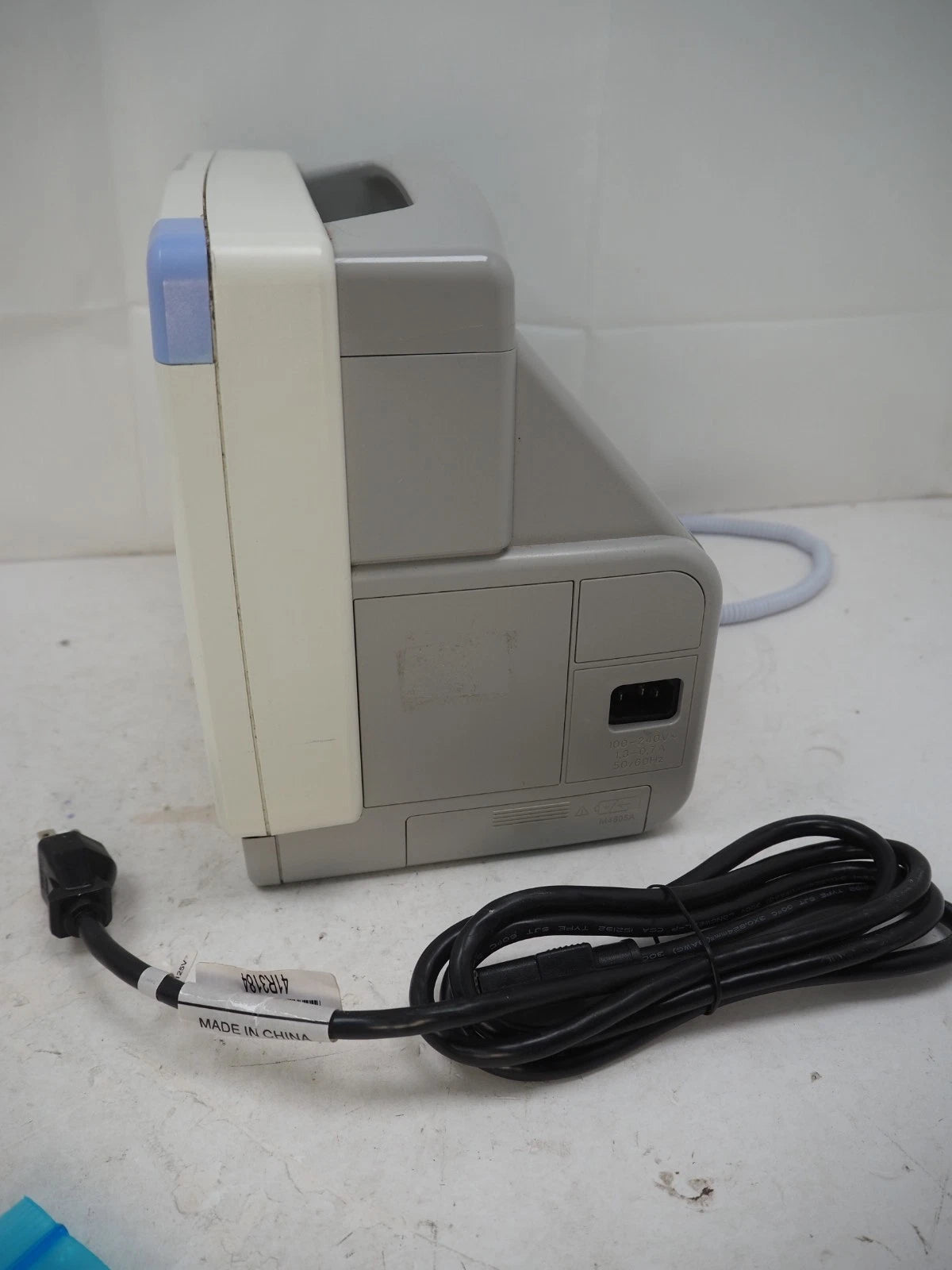 Philips MP5 IntelliVue Vital Signs Monitor with Oral Temp Probe, SpO2 Sensor, BP Hose and Cuffs - MP5SC