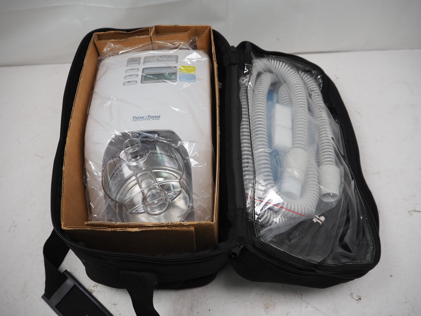 FISHER & PAYKEL SleepStyle 200 Auto CPAP for Sleep Apnea with Tubing & Manual - NEW